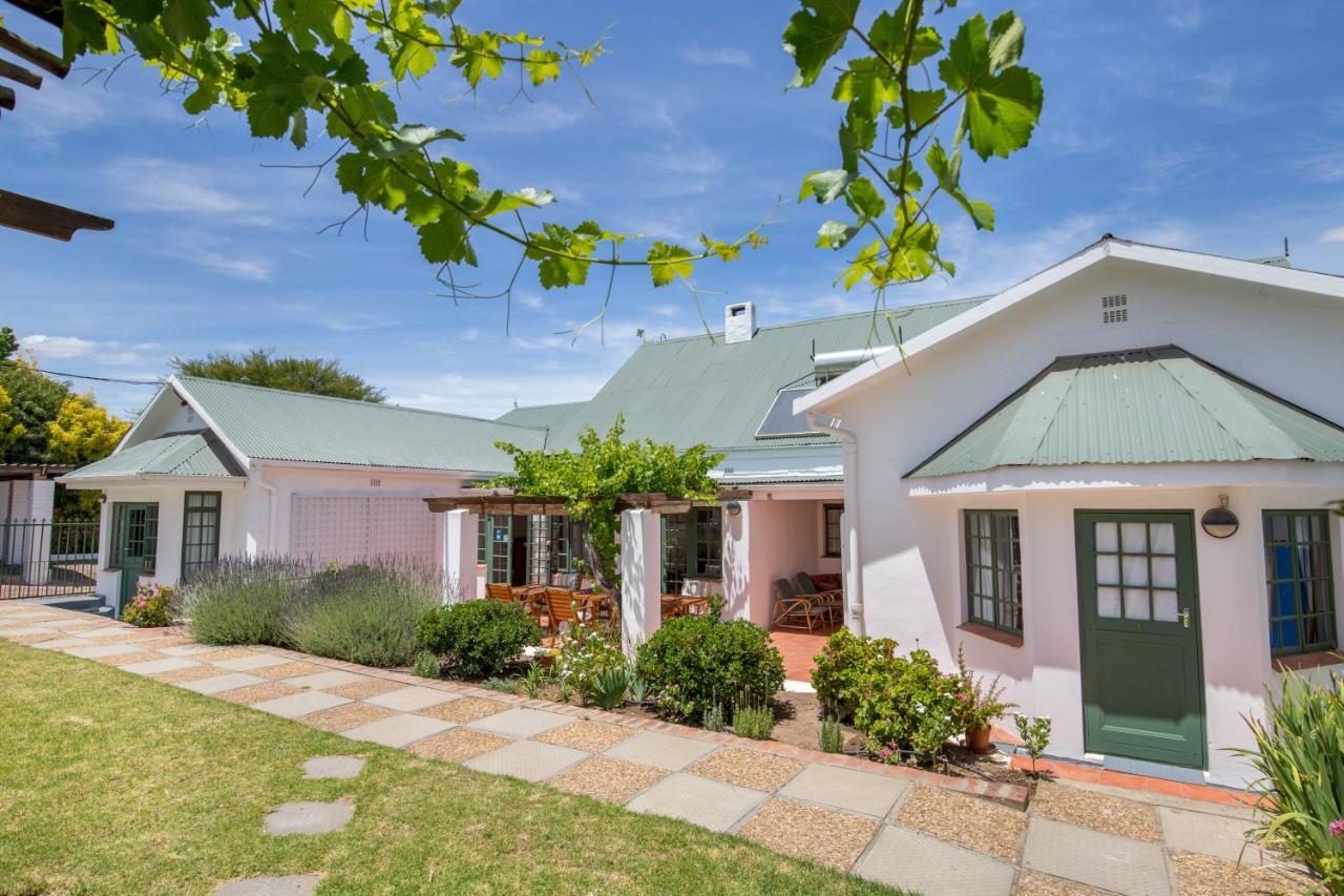Koo Karoo Guest Lodge And Self Catering Монтегю Экстерьер фото