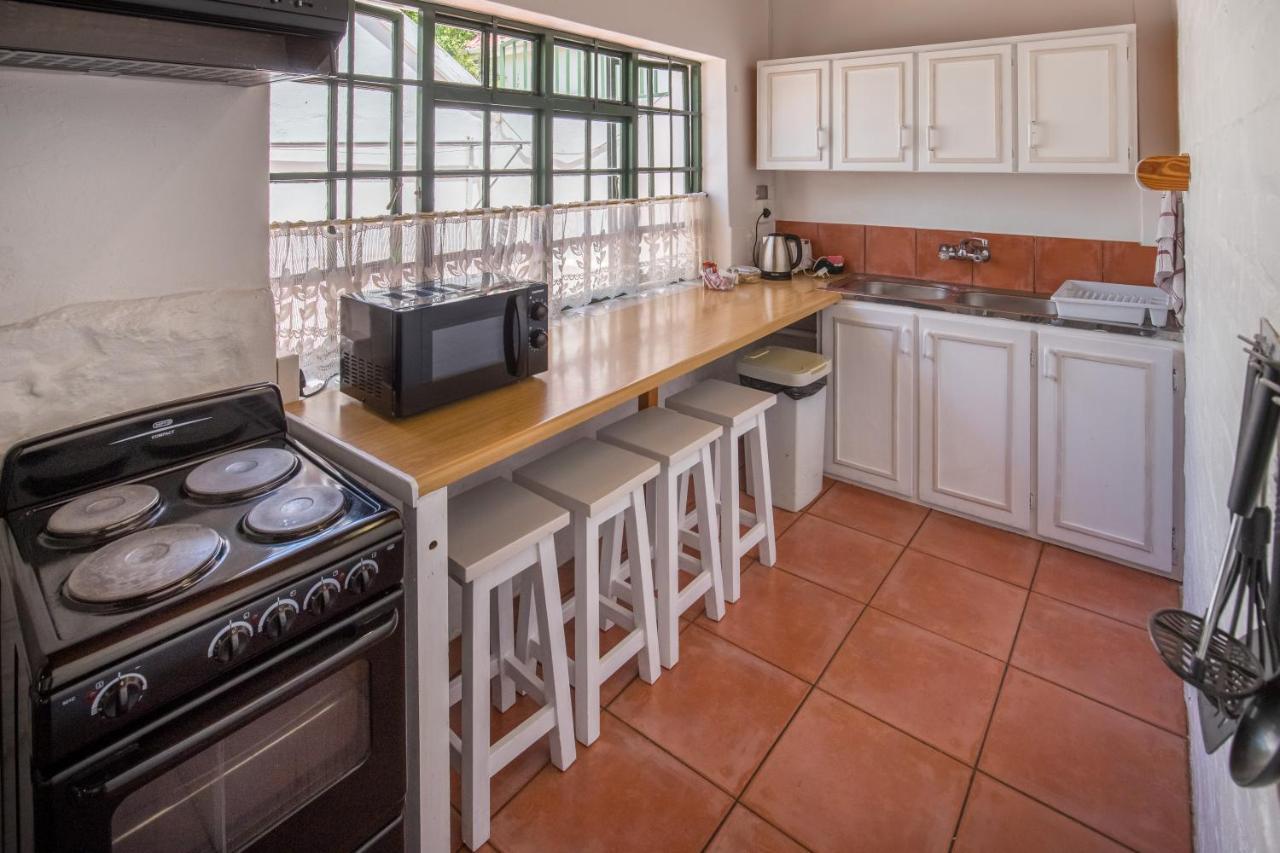 Koo Karoo Guest Lodge And Self Catering Монтегю Экстерьер фото