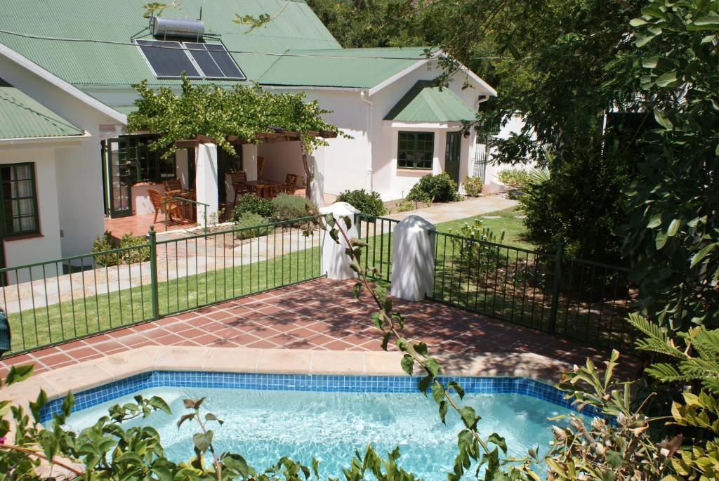 Koo Karoo Guest Lodge And Self Catering Монтегю Номер фото