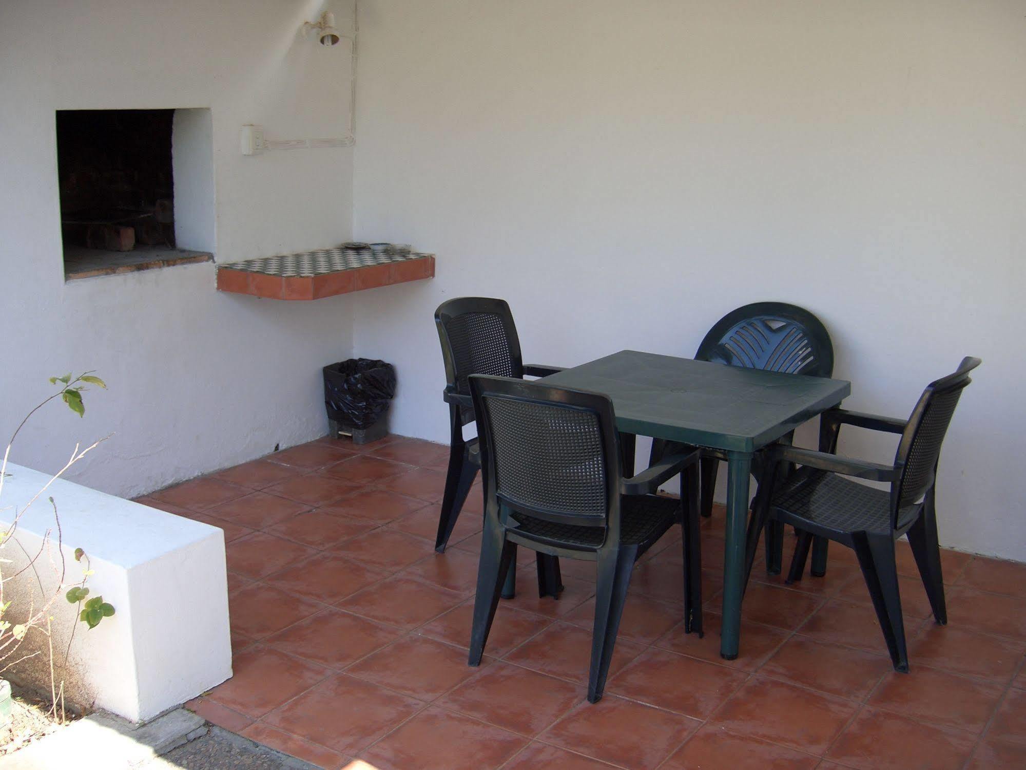 Koo Karoo Guest Lodge And Self Catering Монтегю Экстерьер фото